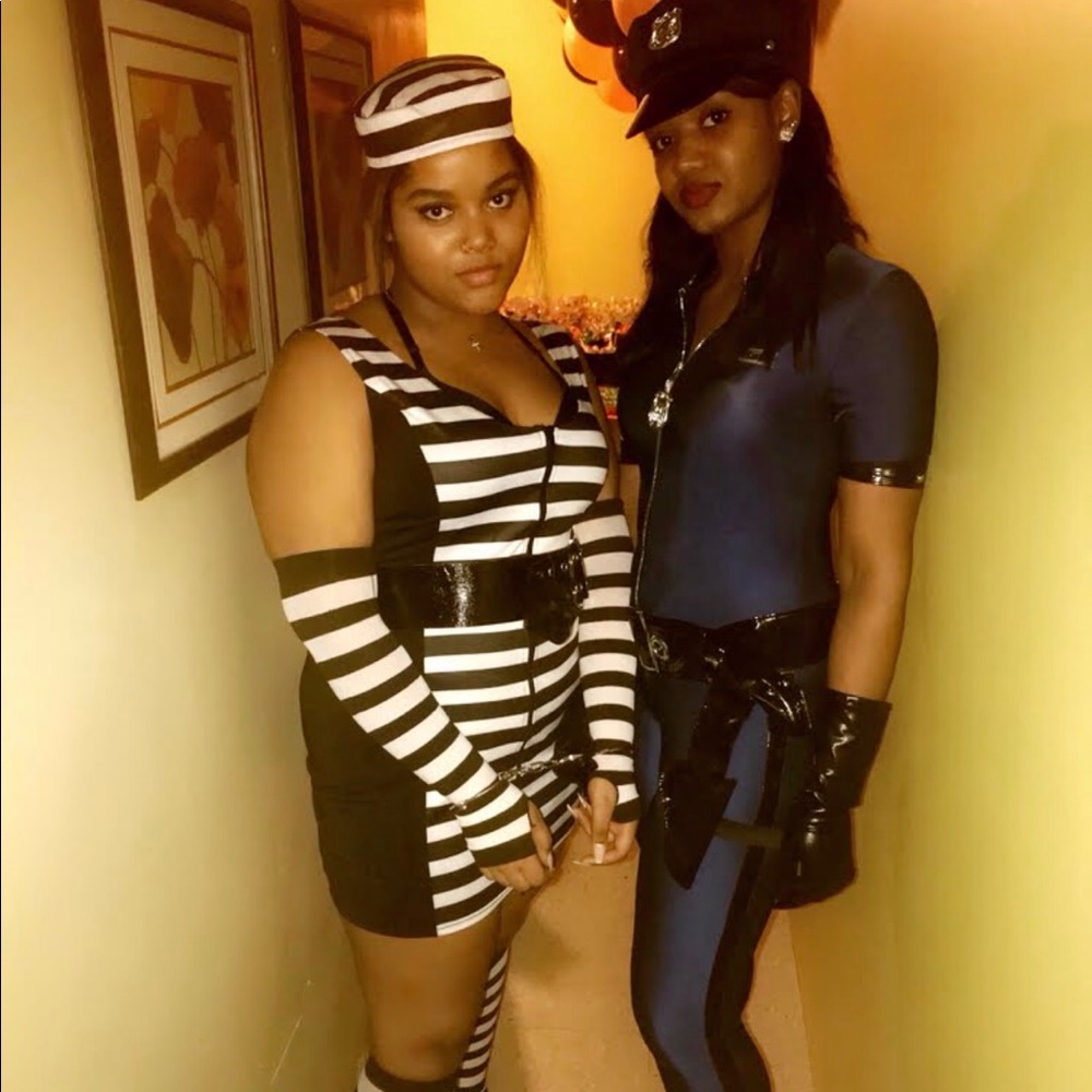 Women’s Cop Costume